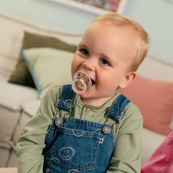 BIBS STUDIO COLOUR BLOCK CUMLÍKY Z PRÍRODNÉHO KAUČUKU 2KS - VEĽKOSŤ 1 - ŠIDÍTKA A DOPLŇKY - KRMENÍ