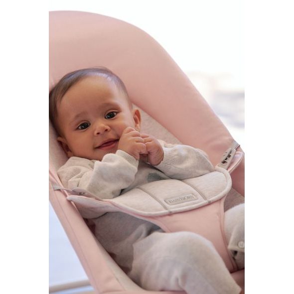 BABYBJORN BABYBJORN LEHÁTKO BALANCE SOFT LIGHT PINK GREY WOVEN JERSEY - LEHÁTKA A HOUPADLA - SPINKÁNÍ