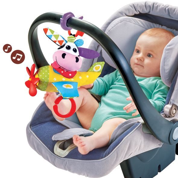 YOOKIDOO HUDEBNÍ LETADLO SE ZVÍŘÁTKEM KRAVIČKA - HRAČKY K ZAVĚŠENÍ - PRO DĚTI