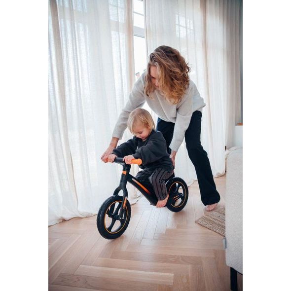 MOMI ODRÁŽEDLO MIZO ČERNÉ - DĚTSKÁ ODRÁŽEDLA - PRO DĚTI