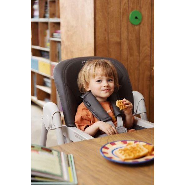 MOMI JÍDELNÍ ŽIDLIČKA MOMI GOJO ŠEDÁ - JÍDELNÍ ŽIDLIČKY PLASTOVÉ - KRMENÍ