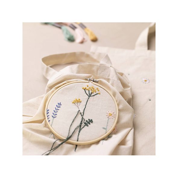 CREATIV COMPANY KREATIVNÍ SADA PRVNÍ VYŠÍVÁNÍ - VÝTVARNÉ POMŮCKY A HRAČKY - PRO DĚTI