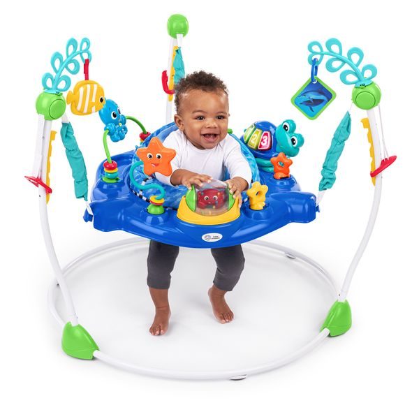 BABY EINSTEIN SKÁKADLO NEPTUNE’S OCEAN DISCOVERY™ 6M+ DO 11KG - VOZÍTKA A ODRÁŽEDLA - PRO DĚTI