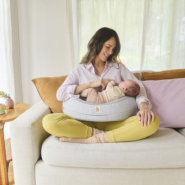 ERGOBABY ERGONOMICKÝ KOJÍCÍ POLŠTÁŘ - KOJÍCÍ POLŠTÁŘE - KRMENÍ