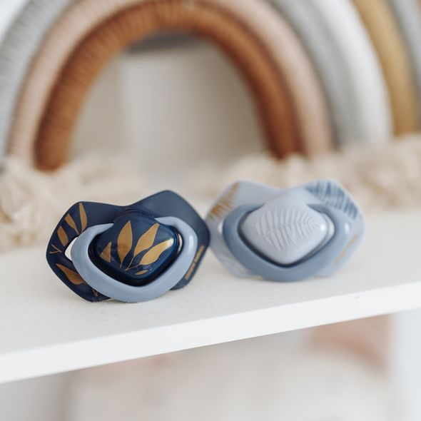 CANPOL BABIES DUDLÍK SILIKONOVÝ SYMETRICKÝ LIGHT TOUCH GOLD 0-6M 2KS MODRÝ - ŠIDÍTKA A DOPLŇKY - KRMENÍ