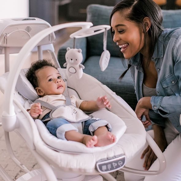 INGENUITY HOUPAČKA VELKÁ S KOLOTOČEM A ADAPTÉREM HOLDEN 0M+, DO 9KG, 2019 - LEHÁTKA A HOUPADLA - SPINKÁNÍ