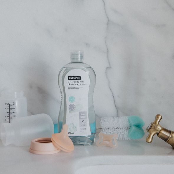 SUAVINEX DEZINFEKČNÍ GEL PRO ČIŠTĚNÍ LAHVÍ A DUDLÍKŮ - SAVIČKY A PÍTKA - KRMENÍ
