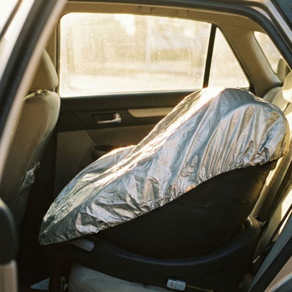 EZIMOOV OCHRANA AUTOSEDAČKY EZI ANTI-THERMAL - SLUNEČNÍ ROLETY A CLONY - AUTOSEDAČKY A PŘÍSLUŠENSTVÍ