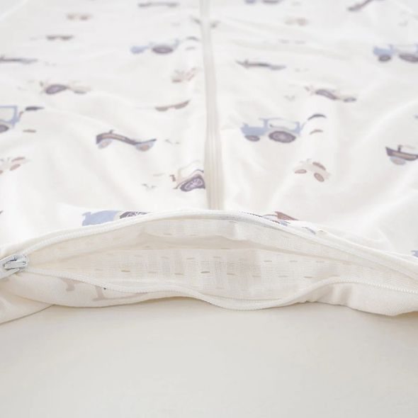 TRÄUMELAND LEHKÝ SPACÍ PYTEL „TO GO“ LITTLE FARM BLAU 74 - SPACÍ PYTLE - SPINKÁNÍ