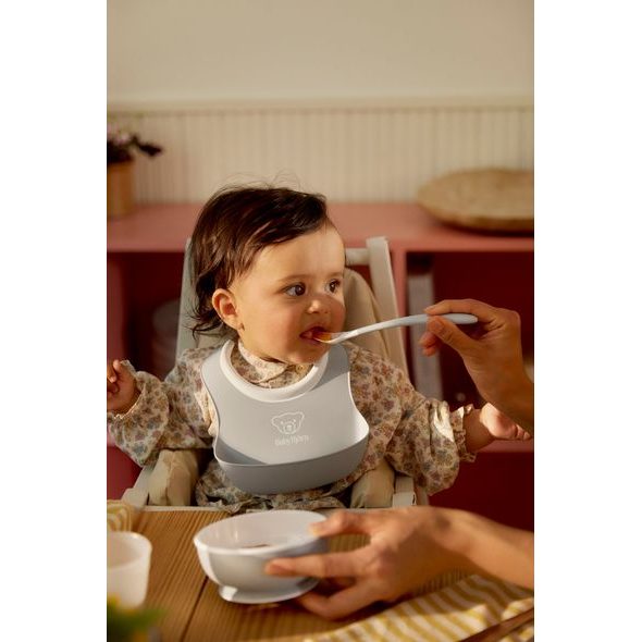 BABYBJORN BABYBJORN SET NA KRMENÍ 3 DÍLNÝ,MALÝ BRYNDÁK, MISKA A LŽIČKA, SVĚTLE ŠEDÝ - VÝHODNÉ SADY - KRMENÍ