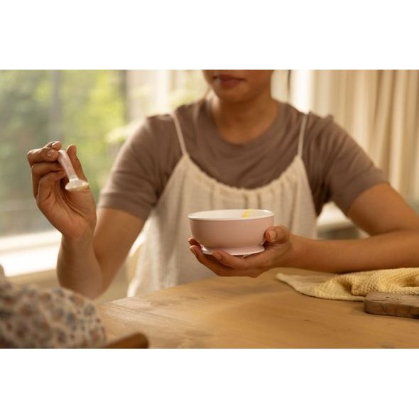 BABYBJORN BABYBJORN PRVNÍ MISKY, 2 KUSY, PUDROVĚ MODRÉ - MISKY, TALÍŘKY A PODLOŽKY - KRMENÍ