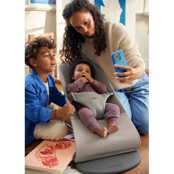 BABYBJORN BABYBJORN LEHÁTKO BLISS SAND GREY 3D JERSEY - LEHÁTKA A HOUPADLA - SPINKÁNÍ