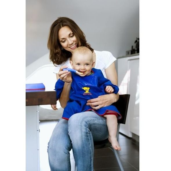 BABYBJÖRN ZÁSTĚRKA NA HRANÍ A KRMENÍ - BRYNDÁKY - KRMENÍ
