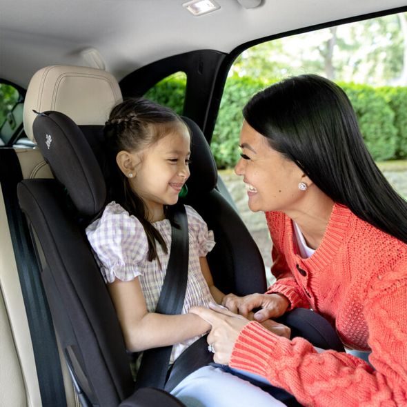 JOIE FORTIFI™ R129 THUNDER - AUTOSEDAČKY 9-36KG - AUTOSEDAČKY A PŘÍSLUŠENSTVÍ