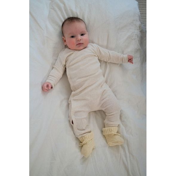 LODGER SLIPPER KNIT BUTTER 0 - 6 MĚSÍCŮ - KOJENECKÉ CAPÁČKY - PRO DĚTI