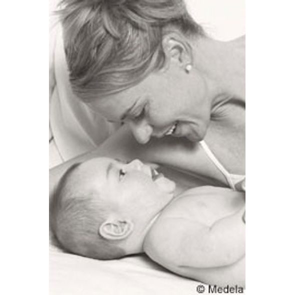 MEDELA MISKY K ZACHYCENÍ MLÉKA - CHRÁNIČE A TVAROVAČE BRADAVEK - PRO MAMINKY