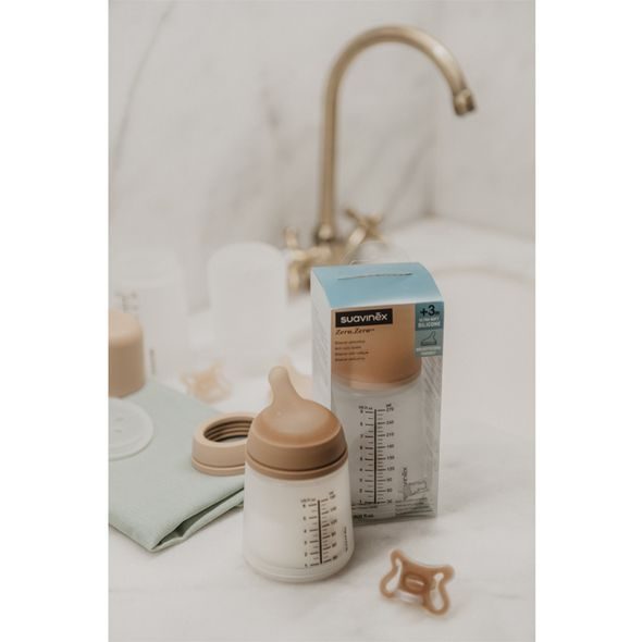 SUAVINEX ZERO ZERO MEDIUM ANTI-KOLIKOVÁ LÁHEV 270 ML M - KOJENECKÉ LAHVE - KRMENÍ