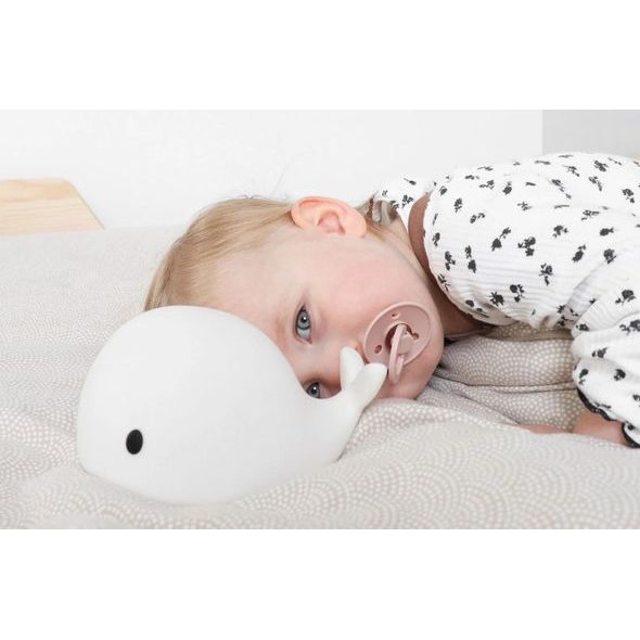 FLOW NOČNÍ SVĚTLO MOBY WHITE - NOČNÍ SVĚTLA - SPINKÁNÍ