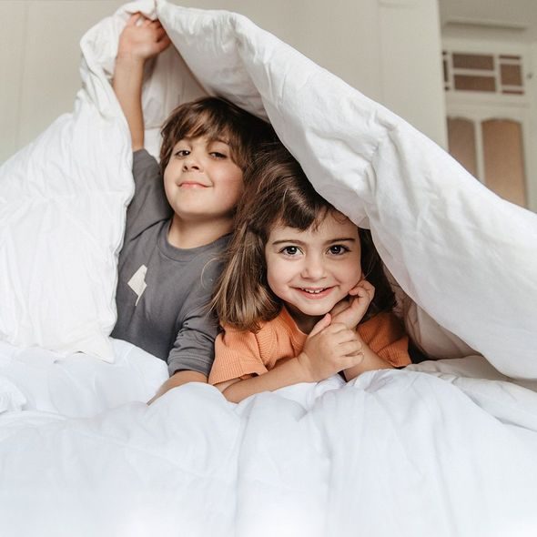 SUAVINEX SUAVINEX | TEA TREE PROTECT PROTI VŠÍM ŠAMPÓN 250ML - ŠAMPONY A KOSMETIKA - KOUPÁNÍ A ZDRAVÍ