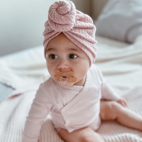 CANPOL BABIES DUDLÍK 100% SILIKONOVÝ SYMETRICKÝ 6-12M 1KS ORANŽOVÝ - ŠIDÍTKA A DOPLŇKY - KRMENÍ