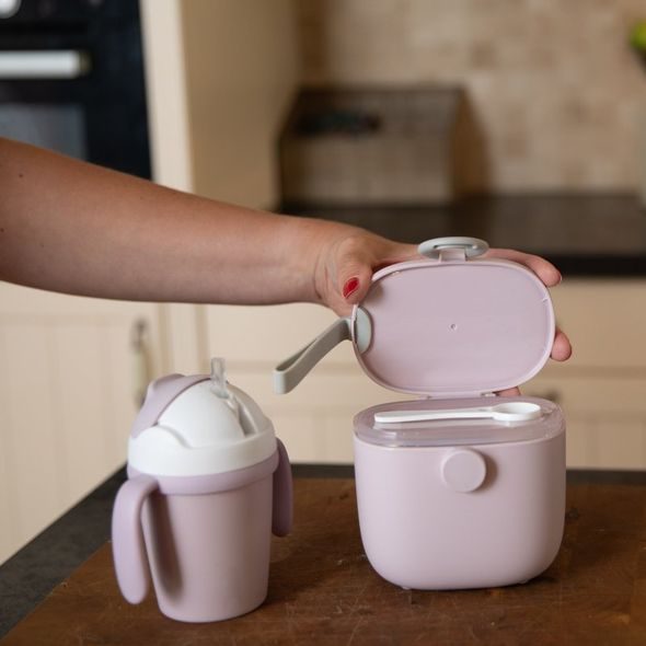 BO JUNGLE HRNÍČEK SE SLÁMKOU CPLA PINK - DĚTSKÉ HRNEČKY - KRMENÍ