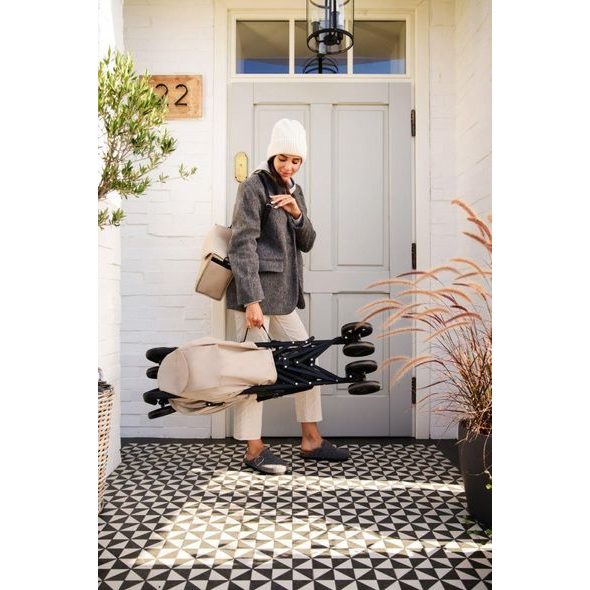 MOMI AKIRA ZELENÝ 2024 - GOLFOVÉ KOČÁRKY - KOČÁRKY A PŘÍSLUŠENSTVÍ