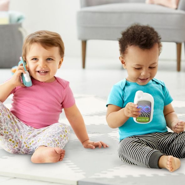 SKIP HOP HRAČKA TELEFON EXPLORE&MORE SELFIE 6M+ - HRAČKY SE ZVUKY - PRO DĚTI