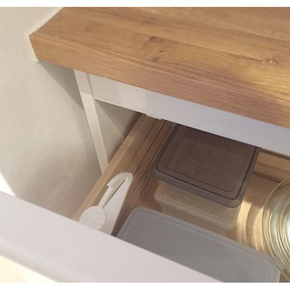 BABYDAN UNIVERZÁLNÍ UZÁVĚR LEPÍCÍ EASY FIX CATCH, BIO - BEZPEČNOST DĚTÍ V DOMÁCNOSTI - KOUPÁNÍ A ZDRAVÍ