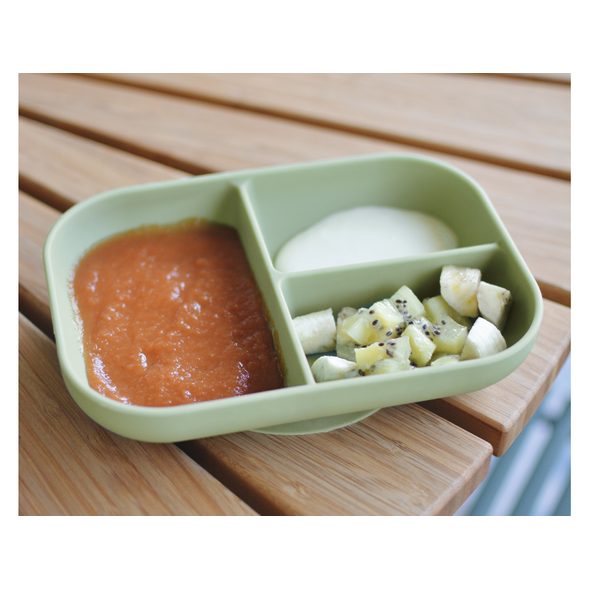 BEABA TALÍŘ SILIKONOVÝ DĚLENÝ S PŘÍSAVKOU SAGE GREEN - MISKY, TALÍŘKY A PODLOŽKY - KRMENÍ