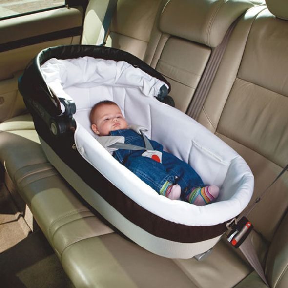 PEG PEREGO YOUNG AUTO 2012 HLUBOKÁ KORBA - VÝPRODEJ - OUTLET