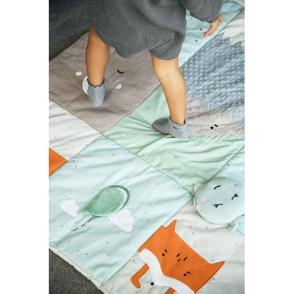 MOMI HRACÍ DEKA MOMI VOLPI PATCHWORK - HRACÍ PODLOŽKY NA ZEM - SPINKÁNÍ