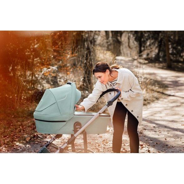 BRITAX RÖMER SET SMILE 5Z + HLUBOKÁ KORBA 2025 - DVOJKOMBINACE - KOČÁRKY A PŘÍSLUŠENSTVÍ