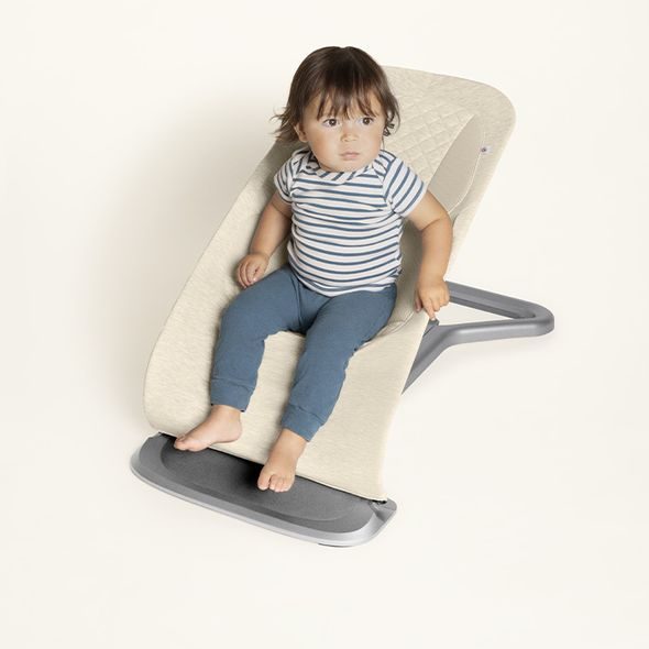 ERGOBABY EVOLVE LEHÁTKO CREAM - LEHÁTKA A HOUPADLA - SPINKÁNÍ