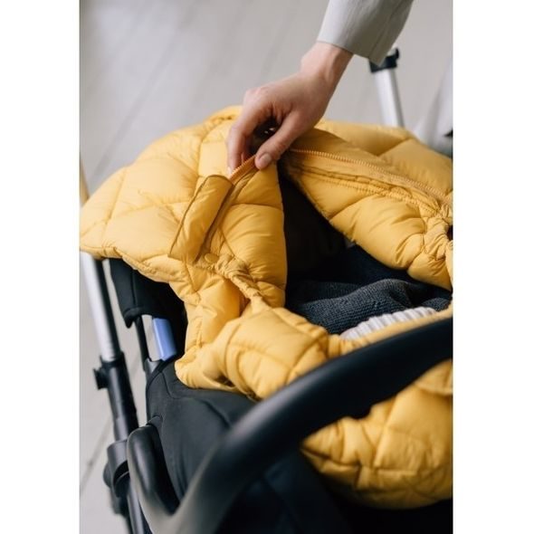 LEOKID FUSAK LIGHT COMPACT YOLK YELLOW - FUSAKY DO AUTOSEDAČKY - AUTOSEDAČKY A PŘÍSLUŠENSTVÍ