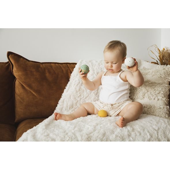 VULLI MÍČKY SE ZVUKY ŽIRAFA SOPHIE - HRAČKY SE ZVUKY - PRO DĚTI