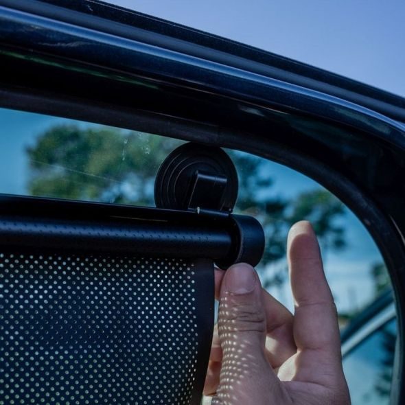 EZIMOOV SLUNEČNÍ ROLETA EZI SUN ROLLER - SLUNEČNÍ ROLETY A CLONY - AUTOSEDAČKY A PŘÍSLUŠENSTVÍ