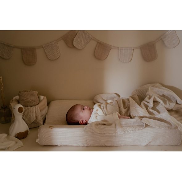 LITTLE DUTCH PLENA ZAVINOVACÍ 120X120 CM PURE SOFT BEIGE - LÁTKOVÉ PLENY ALL IN ONE - PŘEBALOVÁNÍ