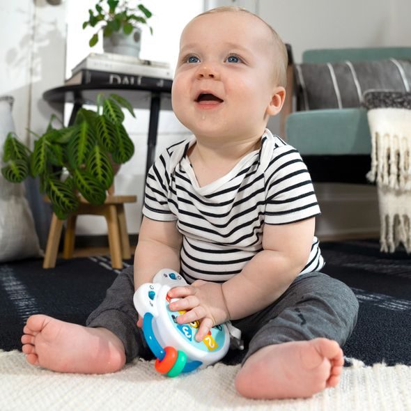 BABY EINSTEIN HRAČKA HUDEBNÍ BUBEN TINY TEMPO™ 3M+ - MOTORICKÉ A HUDEBNÍ - PRO DĚTI