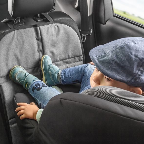 REER OCHRANA SEDADLA TRAVELKID ENTERTAIN - CHRÁNIČE SEDADLA - AUTOSEDAČKY A PŘÍSLUŠENSTVÍ