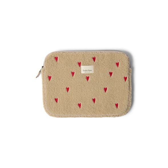STUDIO NOOS TEDDY OBAL NA LAPTOP 13´ ECRU HEARTS - ORGANIZÉRY A KOŠÍKY - KOČÁRKY A PŘÍSLUŠENSTVÍ