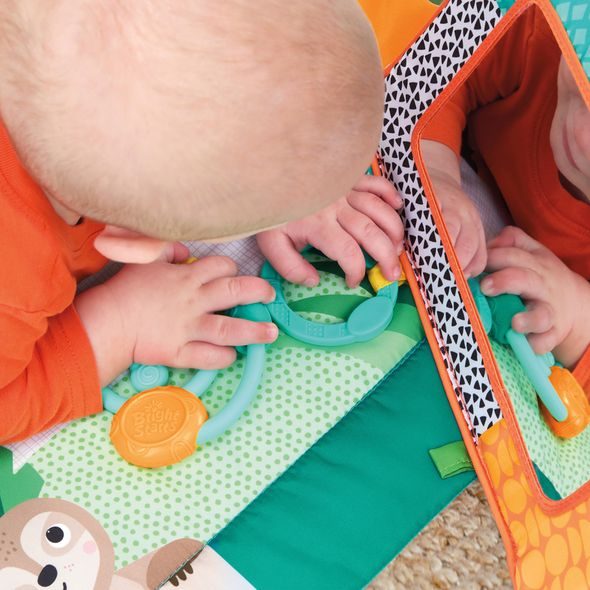 BRIGHT STARTS DEKA NA HRANÍ PRO ROZVOJ MOTORIKY A SMYSLŮ TROPICAL TREETOP™, 0M+ - HRACÍ DEKY - PRO DĚTI