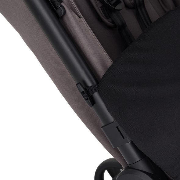 PETITE&MARS NÁNOŽNÍK KE KOČÁRKU UNIVERZÁLNY COVER UNIVERSAL BLACK - NÁNOŽNÍKY - KOČÁRKY A PŘÍSLUŠENSTVÍ