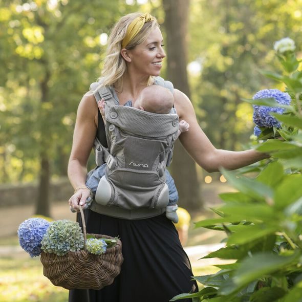 NUNA CUDL SOFTENED DENIM - ERGONOMICKÁ NOSÍTKA - NOŠENÍ & SPORT