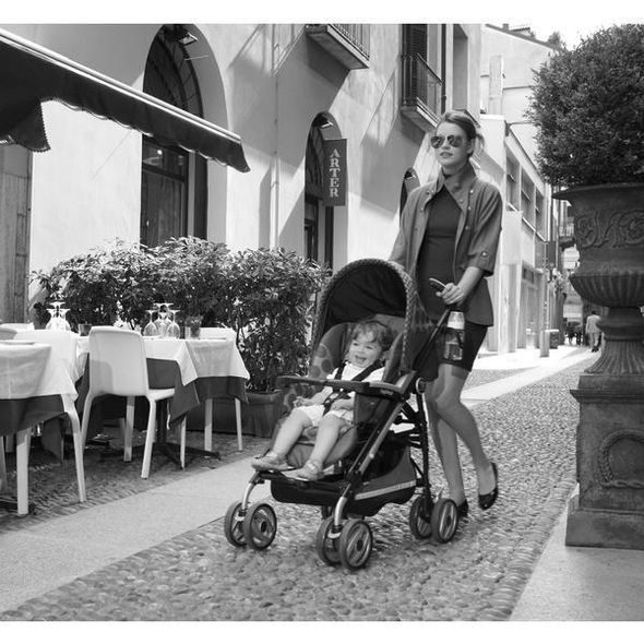 PEG PEREGO PLIKO P3 COMPACT CLASSICO 2012 - GOLFOVÉ KOČÁRKY - KOČÁRKY A PŘÍSLUŠENSTVÍ