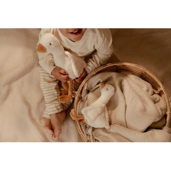 LITTLE DUTCH HUSA PLYŠOVÁ 17 CM NEWBORN NATURALS - FARMA - PRO DĚTI