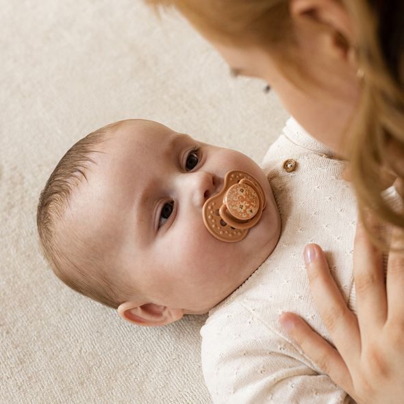 LOVI DUDLÍK SILIKONOVÝ DYNAMICKÝ BLOSSOM 6-18M 2 KS HOLKA - ŠIDÍTKA A DOPLŇKY - KRMENÍ