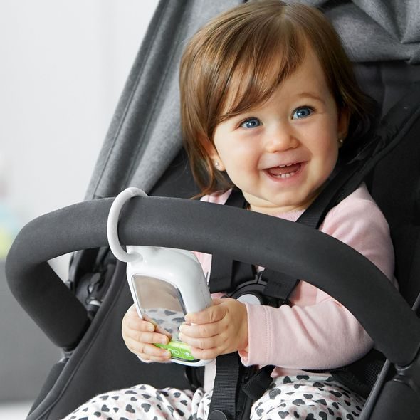 SKIP HOP HRAČKA TELEFON EXPLORE&MORE SELFIE 6M+ - HRAČKY SE ZVUKY - PRO DĚTI