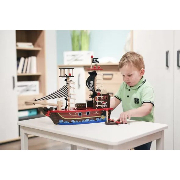 ZOPA DŘEVĚNÁ PIRÁTSKÁ LOĎ - AUTÍČKA A JEZDÍCÍ - PRO DĚTI