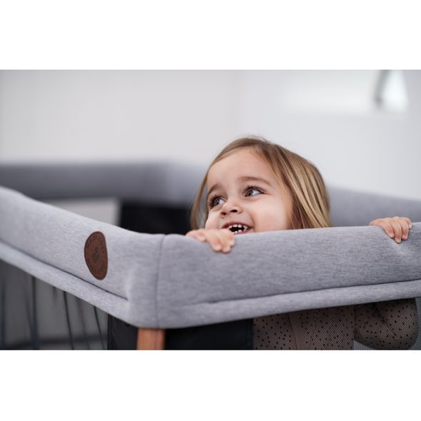 MAXI-COSI IRIS 2023 - CESTOVNÍ POSTÝLKY - SPINKÁNÍ