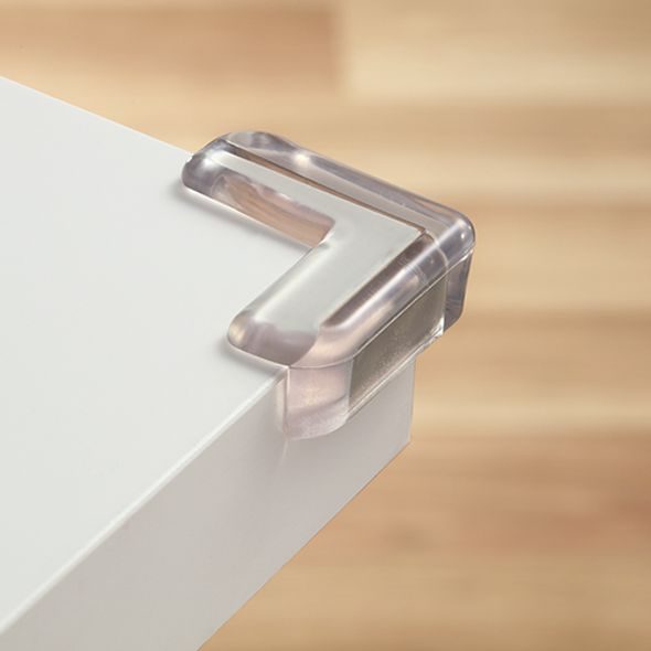 BABYONO OCHRANA ROHŮ NÁBYTKU TRANSPARENTNÍ 12KS - BEZPEČNOST DĚTÍ V DOMÁCNOSTI - KOUPÁNÍ A ZDRAVÍ